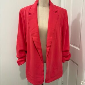Chicos Pink Blazer. Size 12. 3/4 Sleeve. Shoulder Pad. Polyester. Machine Wash